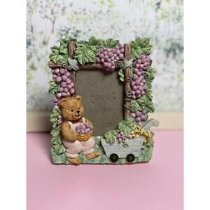Vintage Teddy Bear Photo Frame with Grapes & Vineyard Design – Resin 5x7